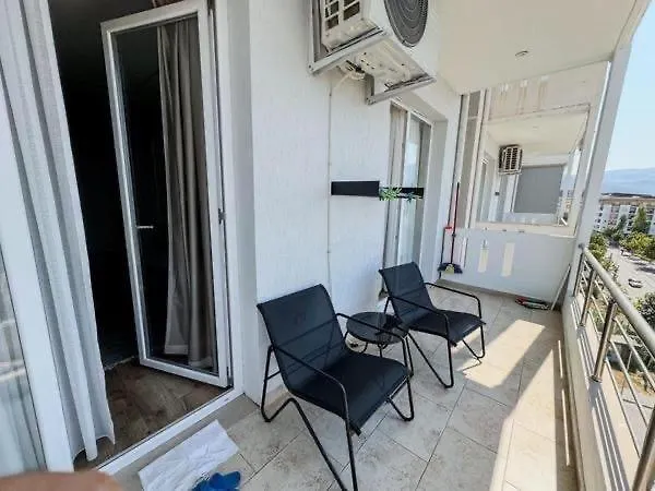 New Apartment With Stunning View Vlorë